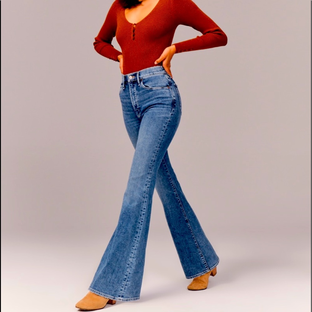 Ultra High Rise Flare Jeans: Medium Wash: size 27